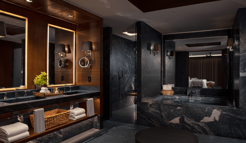 Preferred Club Master Suite Ocean Front